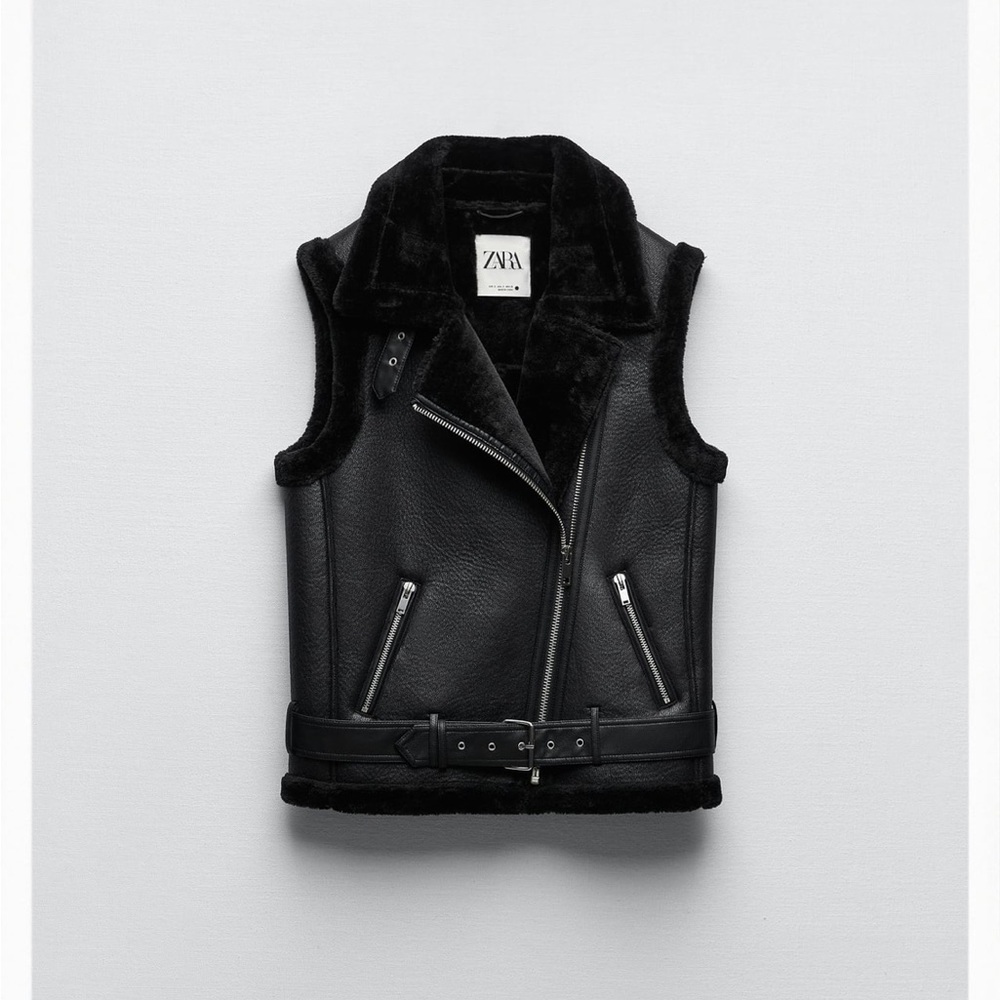 NWT//ZARA// Vegan Leather Faux Fur Vest 🖤